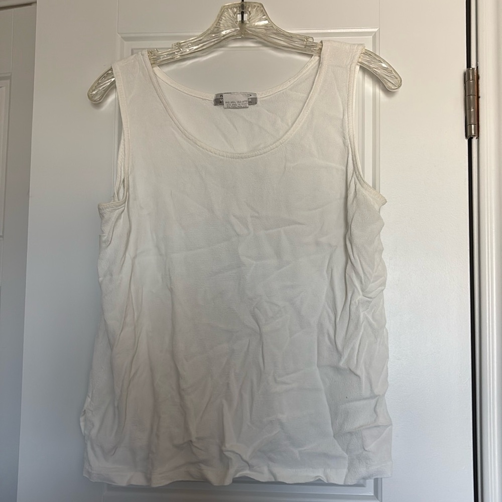 Nino Wong Vintage 100% Rayon White Pullover Tank Top Size Large